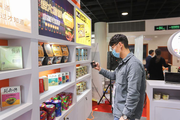 助力豫沪农业深入合作，乐动(中国)携多款明星产品亮相上海