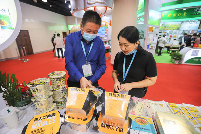 助力豫沪农业深入合作，乐动(中国)携多款明星产品亮相上海